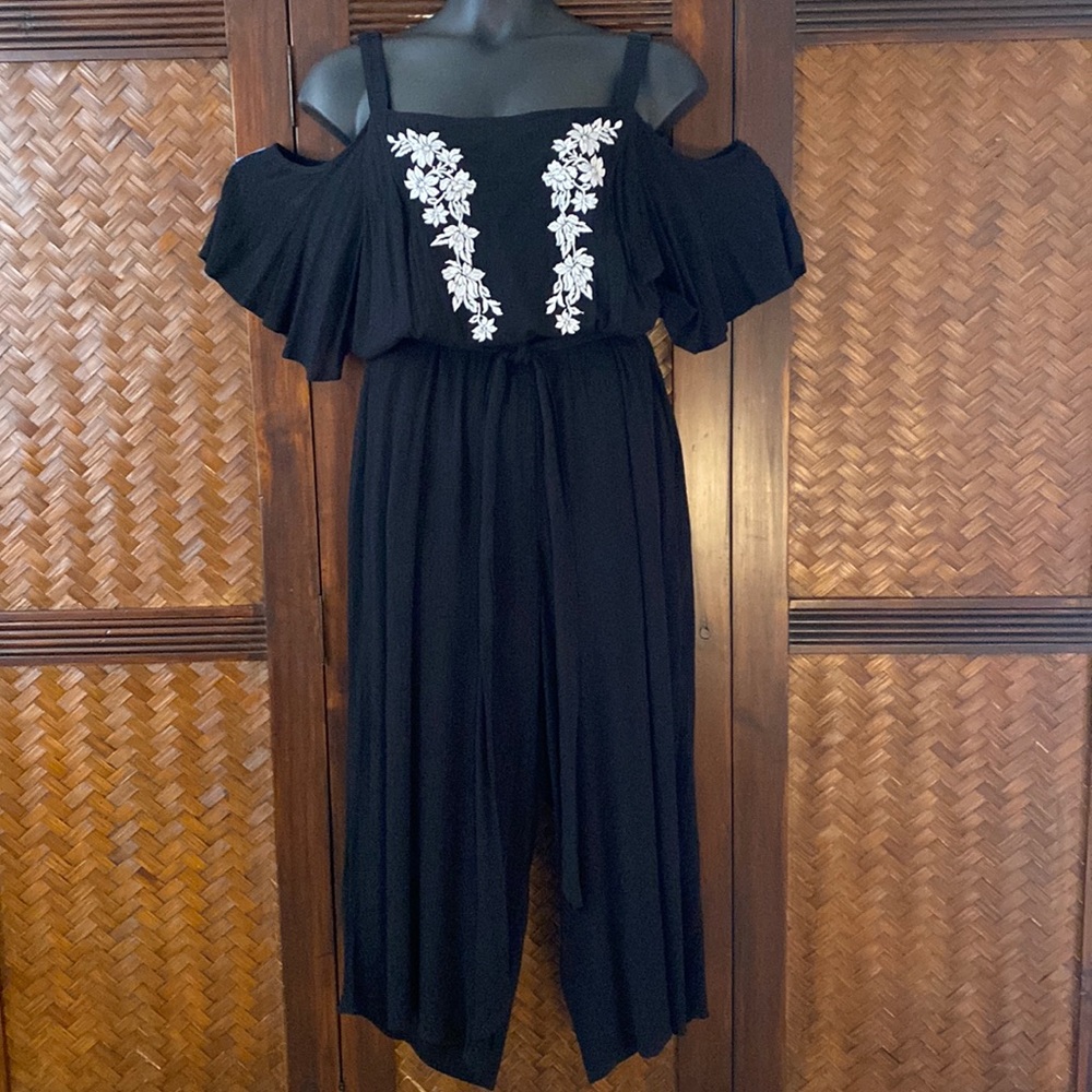 CITY CHIC - Off-Shoulder Jumpsuit L-20W